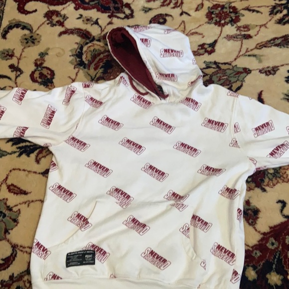 hoodie - Picture 1 of 4